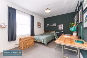 Bedroom- click for photo gallery